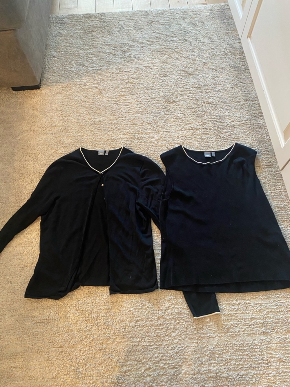 Anne Klein Black Two-Piece Knit Shell & Cardigan Set with Contrast Trim Size L